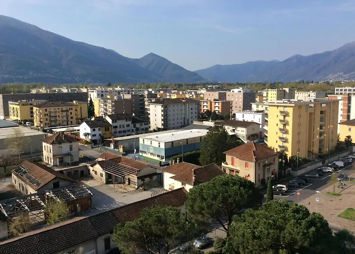 Arabella By Fewotessin * לוקרנו